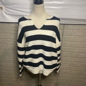 Elan Black And White Striped V Neck‎ Long Sleeve Knit Sweater Size Large